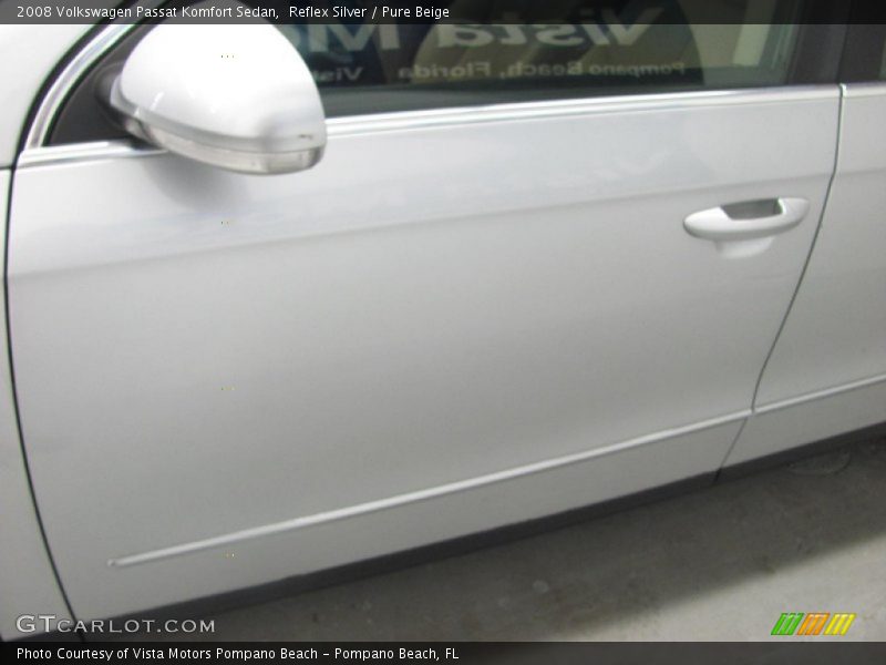 Reflex Silver / Pure Beige 2008 Volkswagen Passat Komfort Sedan