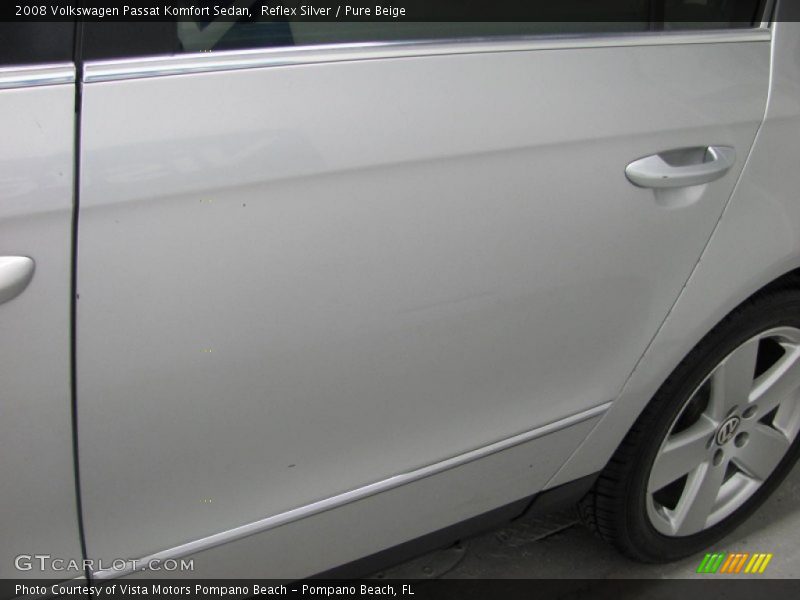 Reflex Silver / Pure Beige 2008 Volkswagen Passat Komfort Sedan