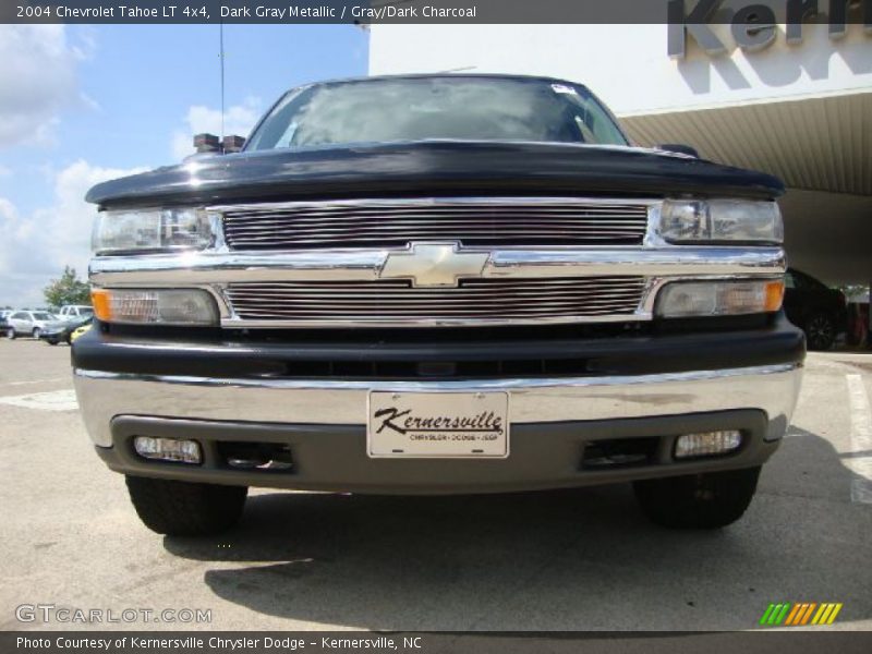 Dark Gray Metallic / Gray/Dark Charcoal 2004 Chevrolet Tahoe LT 4x4