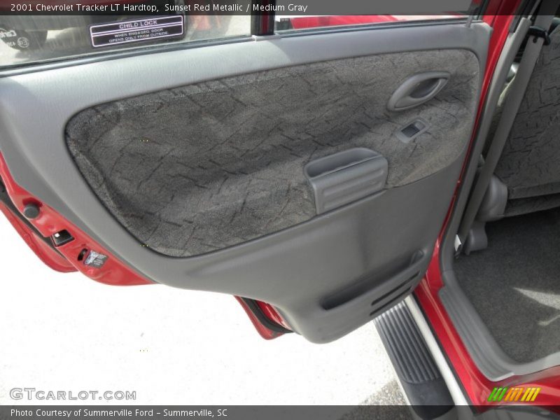 Door Panel of 2001 Tracker LT Hardtop