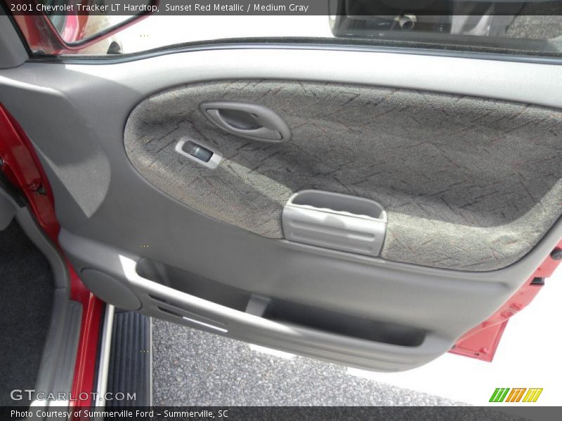 Door Panel of 2001 Tracker LT Hardtop