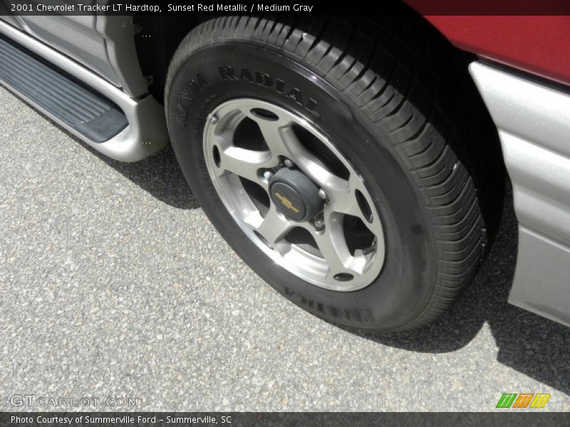  2001 Tracker LT Hardtop Wheel