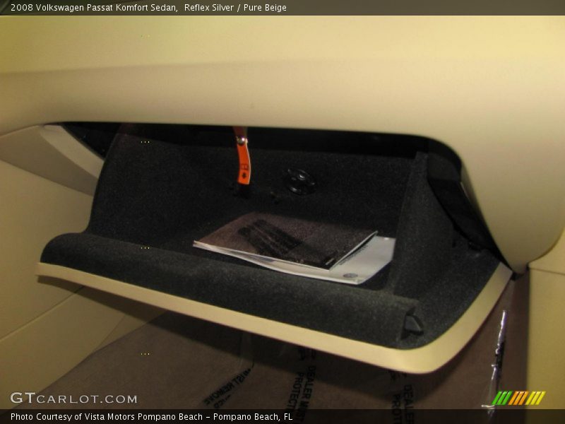 Reflex Silver / Pure Beige 2008 Volkswagen Passat Komfort Sedan