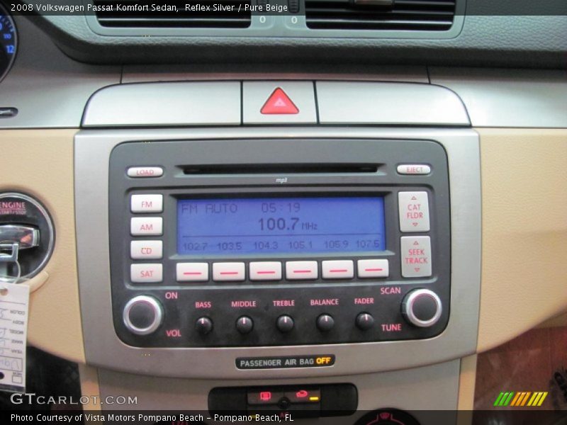 Reflex Silver / Pure Beige 2008 Volkswagen Passat Komfort Sedan
