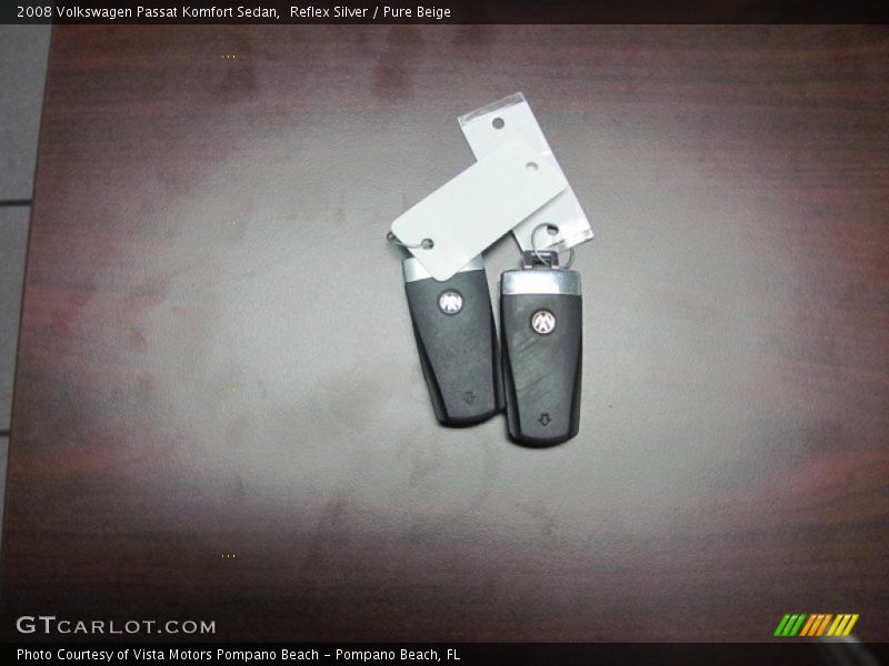 Reflex Silver / Pure Beige 2008 Volkswagen Passat Komfort Sedan