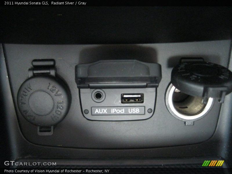 Radiant Silver / Gray 2011 Hyundai Sonata GLS