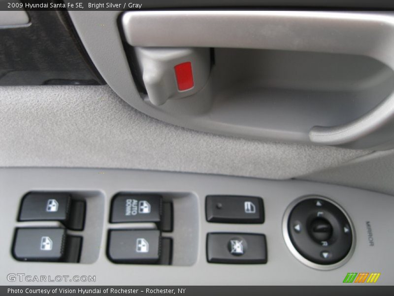 Bright Silver / Gray 2009 Hyundai Santa Fe SE