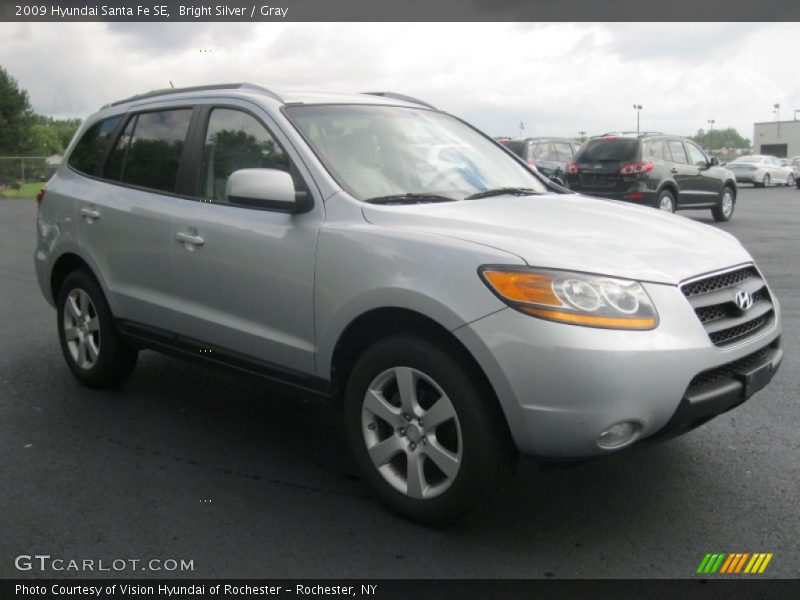 Bright Silver / Gray 2009 Hyundai Santa Fe SE