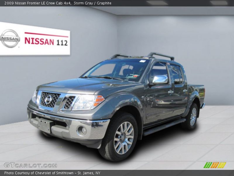 Storm Gray / Graphite 2009 Nissan Frontier LE Crew Cab 4x4