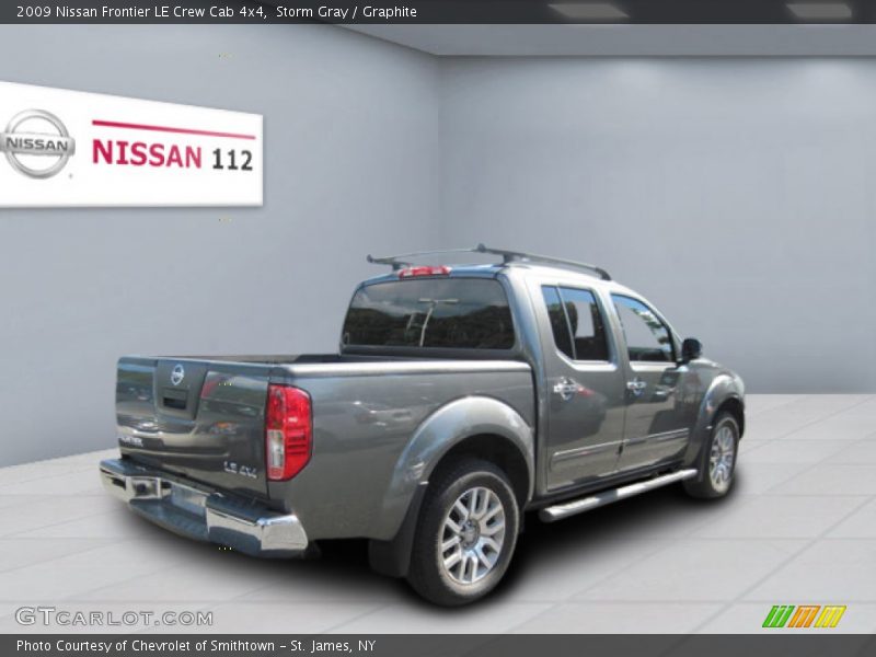 Storm Gray / Graphite 2009 Nissan Frontier LE Crew Cab 4x4