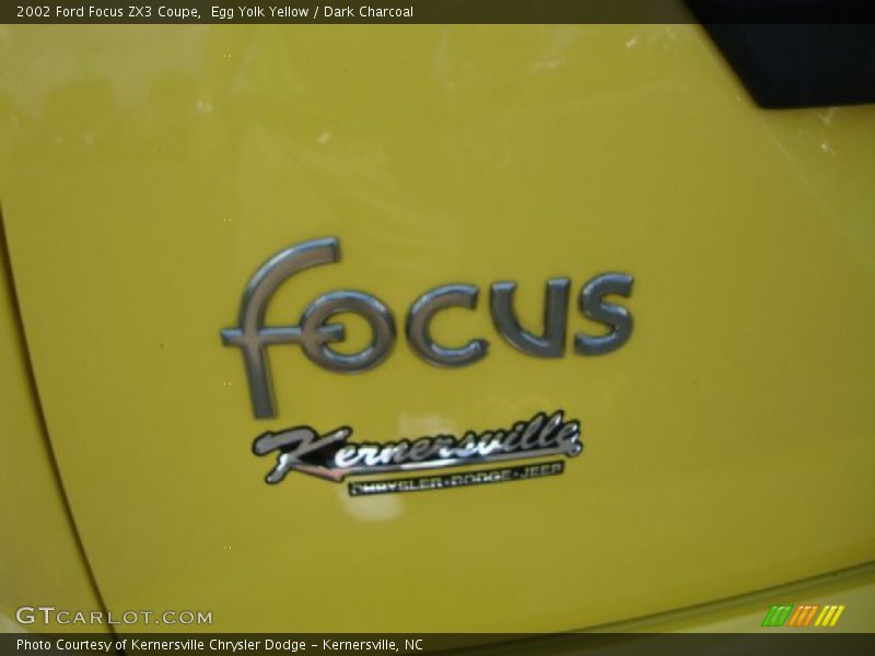 Egg Yolk Yellow / Dark Charcoal 2002 Ford Focus ZX3 Coupe