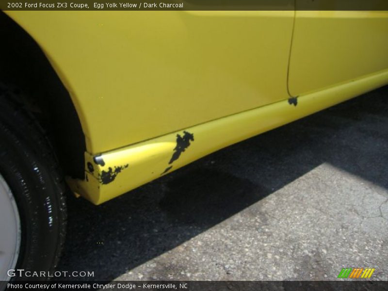 Egg Yolk Yellow / Dark Charcoal 2002 Ford Focus ZX3 Coupe