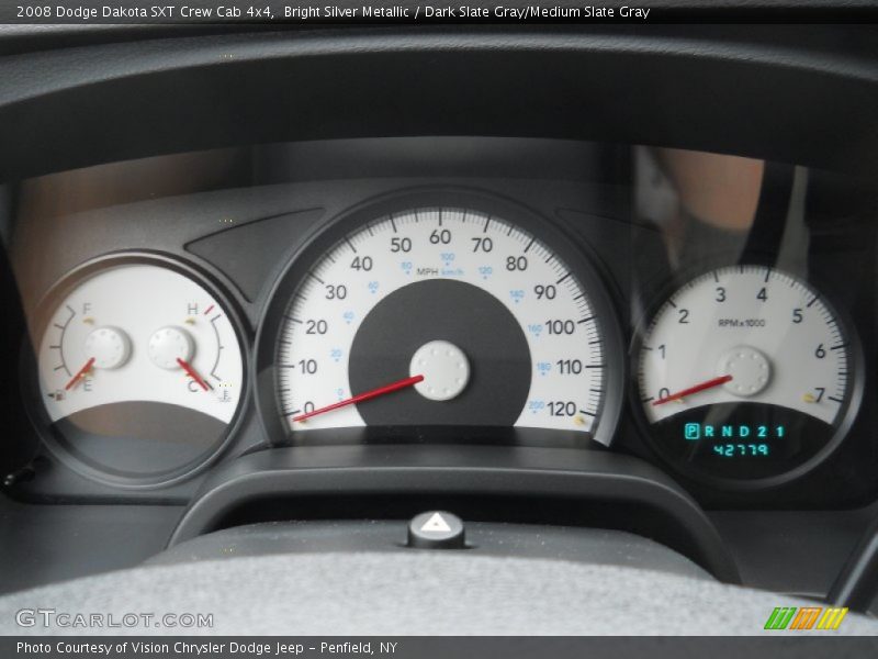 Bright Silver Metallic / Dark Slate Gray/Medium Slate Gray 2008 Dodge Dakota SXT Crew Cab 4x4