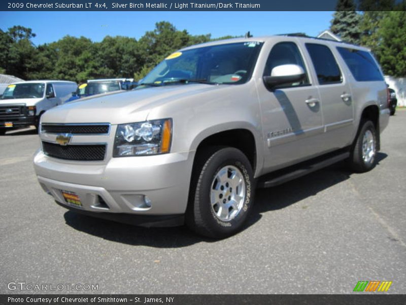 Silver Birch Metallic / Light Titanium/Dark Titanium 2009 Chevrolet Suburban LT 4x4