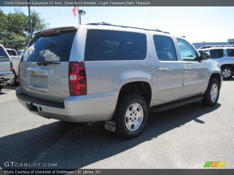 Silver Birch Metallic / Light Titanium/Dark Titanium 2009 Chevrolet Suburban LT 4x4