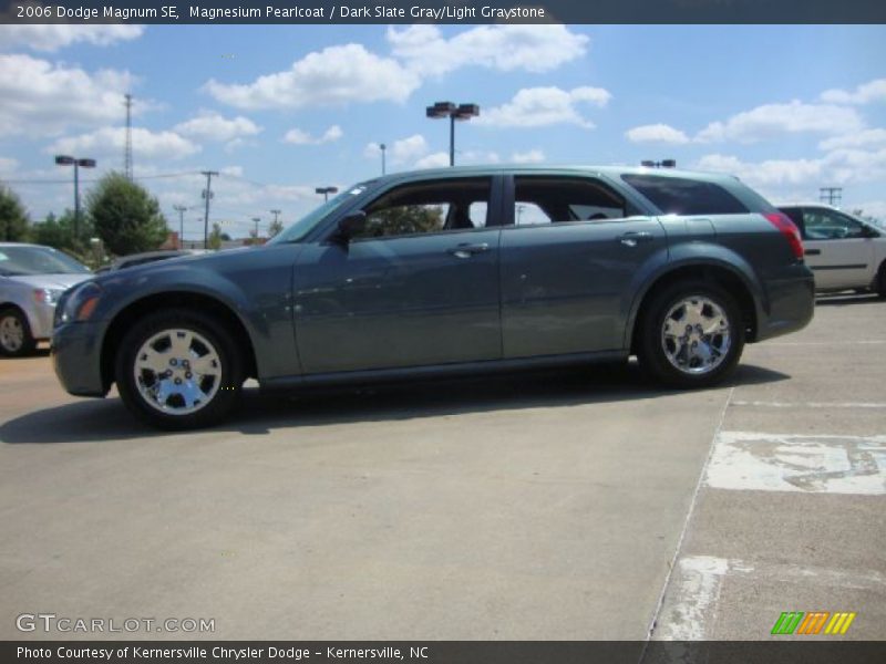 Magnesium Pearlcoat / Dark Slate Gray/Light Graystone 2006 Dodge Magnum SE