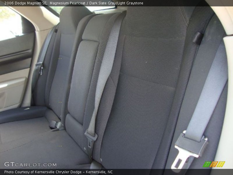 Magnesium Pearlcoat / Dark Slate Gray/Light Graystone 2006 Dodge Magnum SE