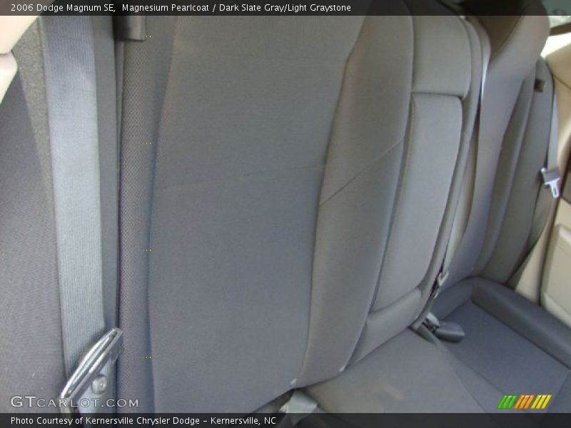 Magnesium Pearlcoat / Dark Slate Gray/Light Graystone 2006 Dodge Magnum SE