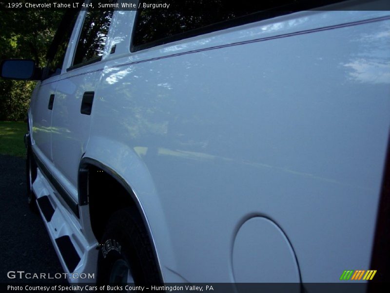 Summit White / Burgundy 1995 Chevrolet Tahoe LT 4x4