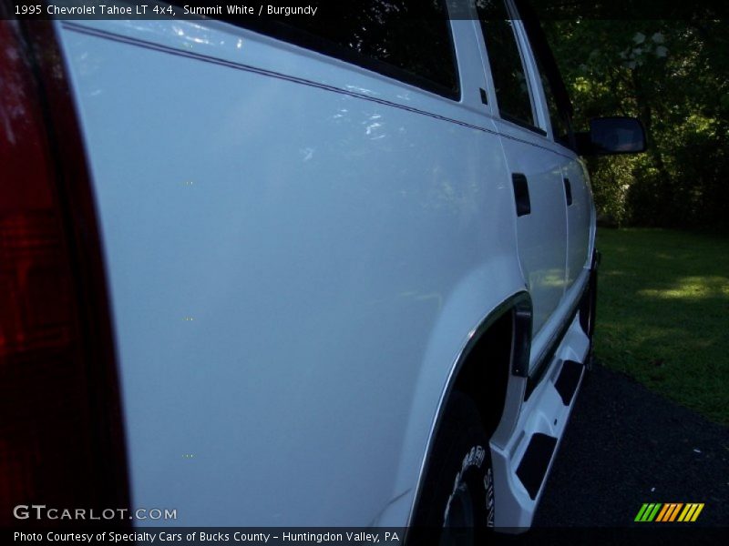 Summit White / Burgundy 1995 Chevrolet Tahoe LT 4x4