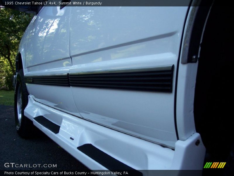 Summit White / Burgundy 1995 Chevrolet Tahoe LT 4x4