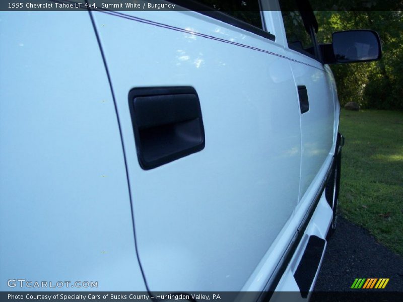 Summit White / Burgundy 1995 Chevrolet Tahoe LT 4x4