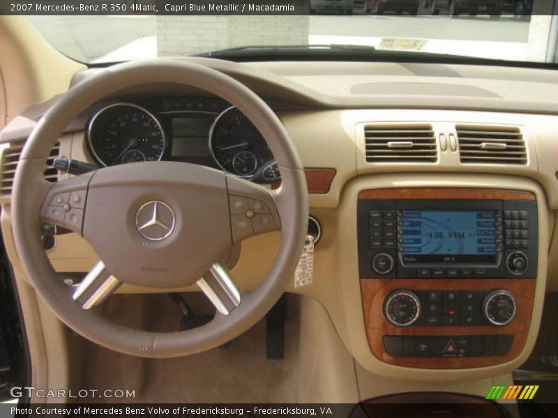 Capri Blue Metallic / Macadamia 2007 Mercedes-Benz R 350 4Matic