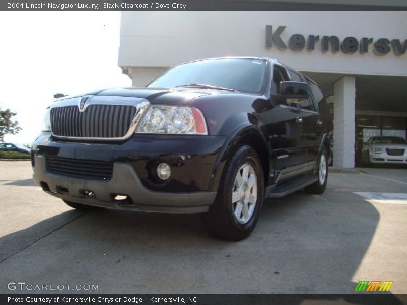 Black Clearcoat / Dove Grey 2004 Lincoln Navigator Luxury