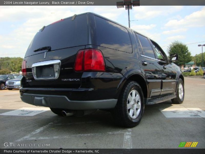 Black Clearcoat / Dove Grey 2004 Lincoln Navigator Luxury