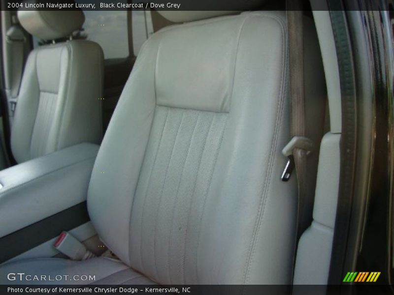 Black Clearcoat / Dove Grey 2004 Lincoln Navigator Luxury