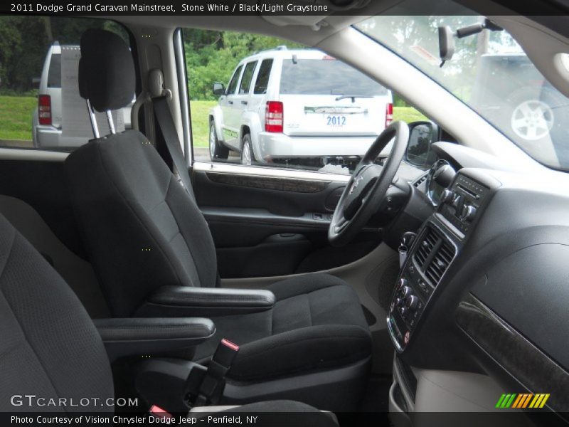 Stone White / Black/Light Graystone 2011 Dodge Grand Caravan Mainstreet