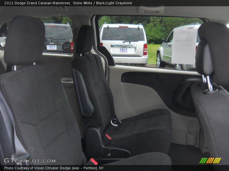 Stone White / Black/Light Graystone 2011 Dodge Grand Caravan Mainstreet