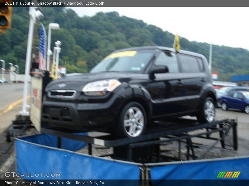 Shadow Black / Black Soul Logo Cloth 2011 Kia Soul +