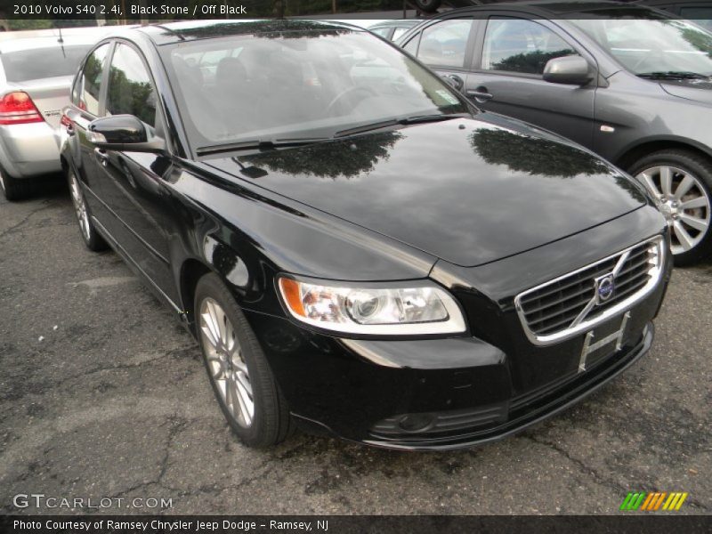 Black Stone / Off Black 2010 Volvo S40 2.4i