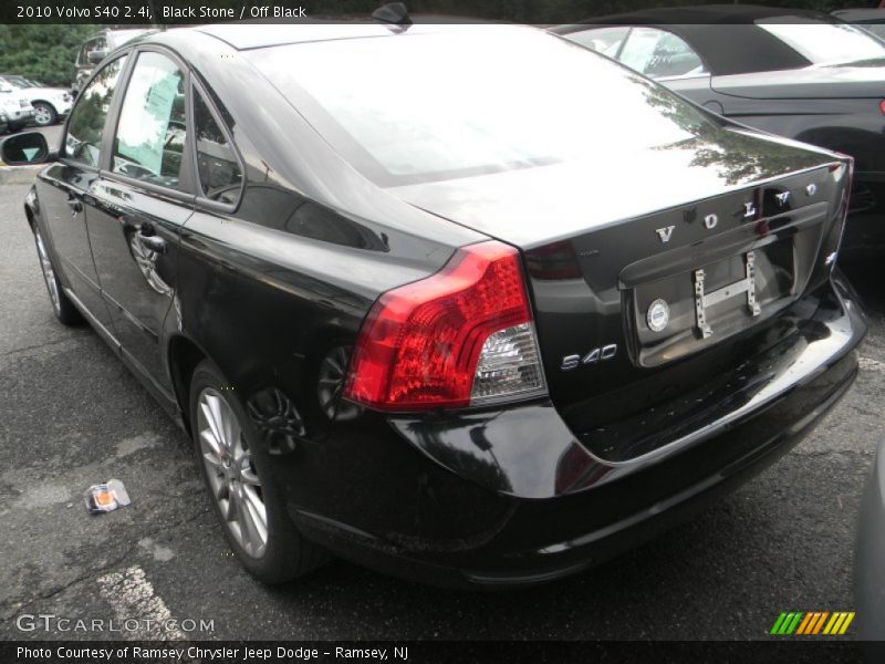 Black Stone / Off Black 2010 Volvo S40 2.4i