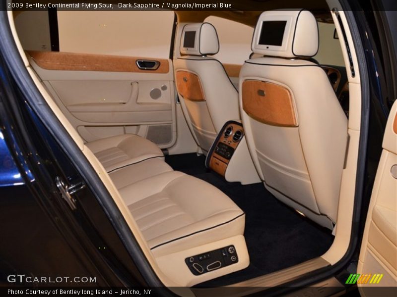  2009 Continental Flying Spur  Magnolia/Imperial Blue Interior