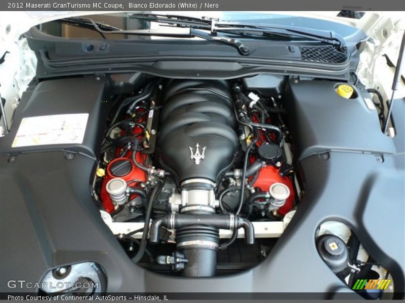 Bianco Eldorado (White) / Nero 2012 Maserati GranTurismo MC Coupe