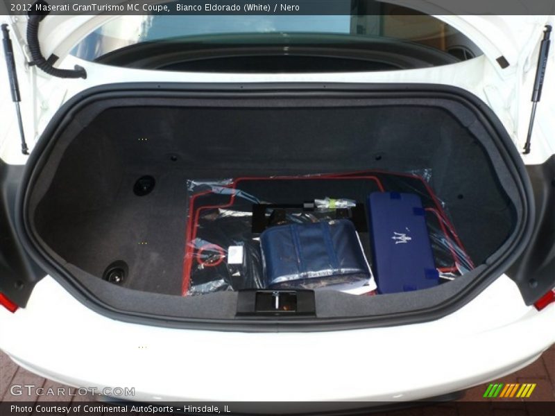 Bianco Eldorado (White) / Nero 2012 Maserati GranTurismo MC Coupe