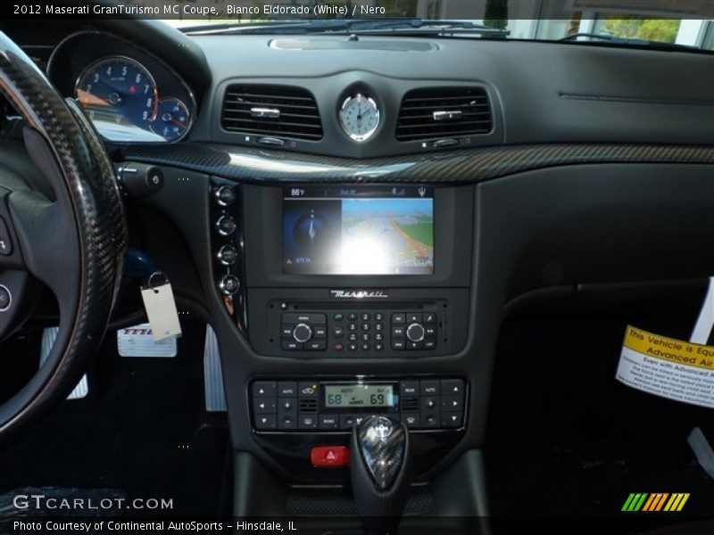 Bianco Eldorado (White) / Nero 2012 Maserati GranTurismo MC Coupe