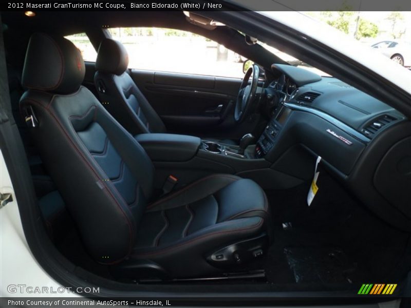 Bianco Eldorado (White) / Nero 2012 Maserati GranTurismo MC Coupe