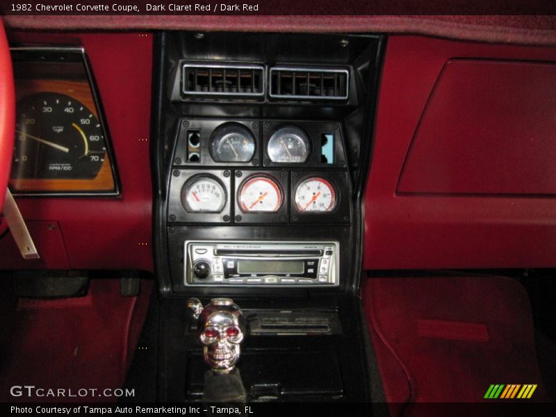 Controls of 1982 Corvette Coupe