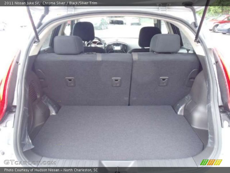 Chrome Silver / Black/Silver Trim 2011 Nissan Juke SV