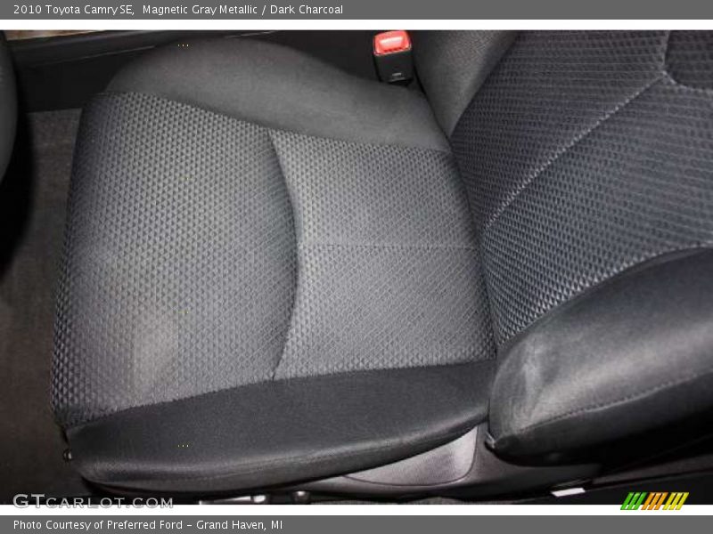 Magnetic Gray Metallic / Dark Charcoal 2010 Toyota Camry SE
