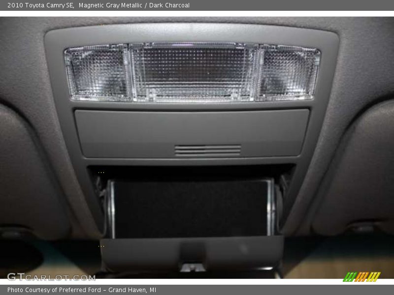 Magnetic Gray Metallic / Dark Charcoal 2010 Toyota Camry SE