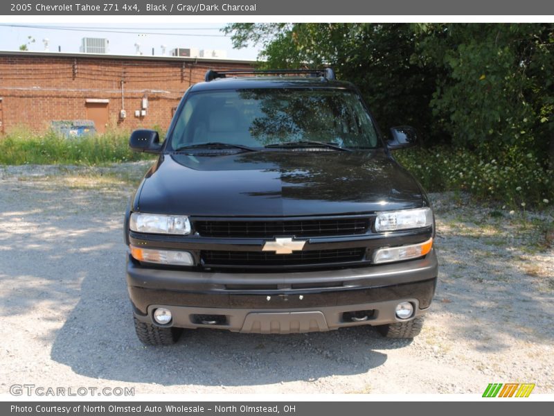 Black / Gray/Dark Charcoal 2005 Chevrolet Tahoe Z71 4x4