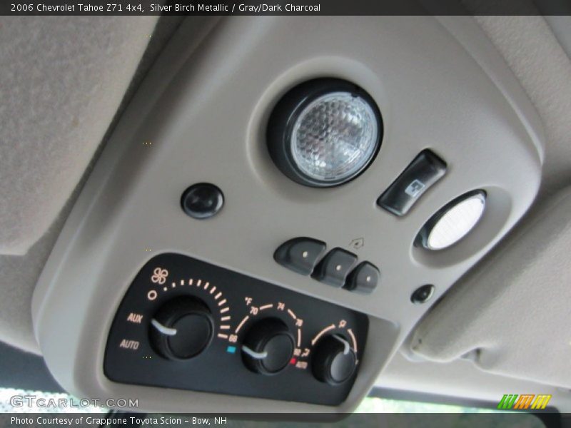 Controls of 2006 Tahoe Z71 4x4
