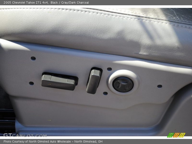 Black / Gray/Dark Charcoal 2005 Chevrolet Tahoe Z71 4x4