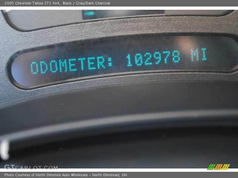 Black / Gray/Dark Charcoal 2005 Chevrolet Tahoe Z71 4x4