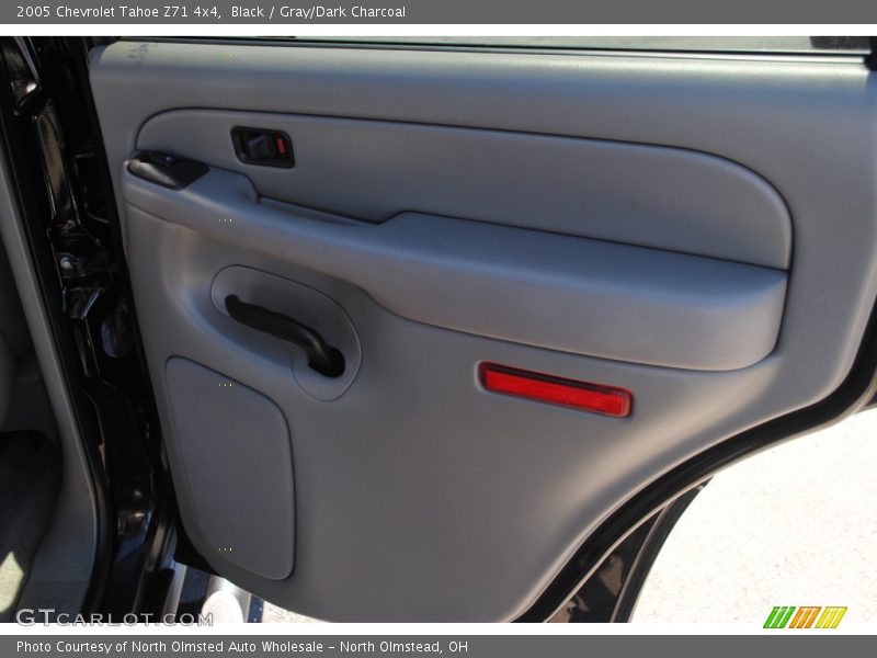 Black / Gray/Dark Charcoal 2005 Chevrolet Tahoe Z71 4x4