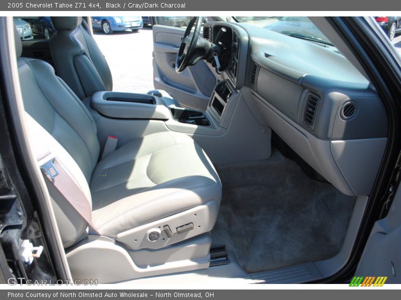 Black / Gray/Dark Charcoal 2005 Chevrolet Tahoe Z71 4x4